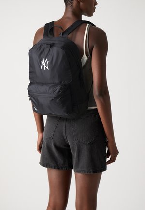 NY STRAP BACKBACK UNISEX - Rucsac - black