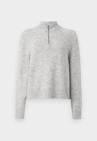 Suéter gris claro con cuello alto y media cremallera. Textura suave, puños y dobladillo acanalados, diseño casual de hombros caídos.