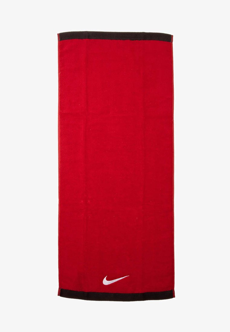 toalha desportiva vermelha em algodão com bordas pretas e um logo da Nike em forma de swoosh branco. Textura macia; formato retangular. Ideal para treinos ou eventos desportivos.