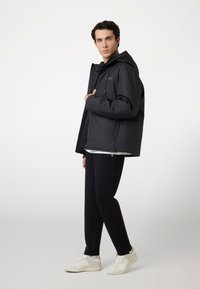 Guess REGULAR - Giacca invernale - schwarz