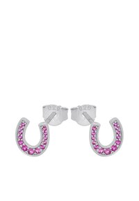Pendientes de tono plateado con forma de herraduras, que presentan una fila de piedras preciosas rosadas a lo largo de los bordes y un acabado pulido.
