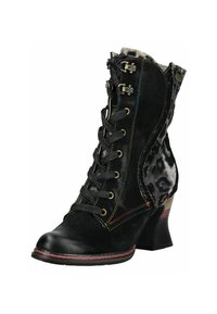 Botas de tobillo negras con cordones y tacón curvado, con costuras de colores y un panel trasero de estampado de leopardo. Material de ante; acabado texturizado.