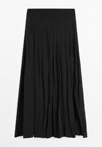 Jupe midi plissée noire taille haute avec texture subtile et silhouette fluide en A sur fond blanc.
