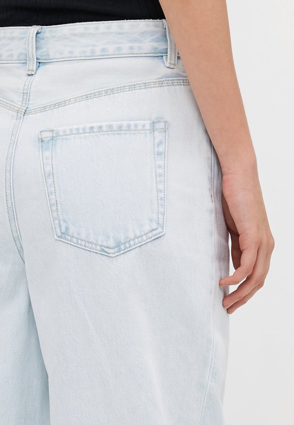 VMBILLIE BARREL  - Relaxed fit jeans2