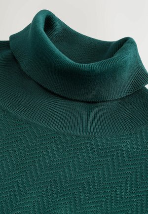 Pulover verde cu guler pe semicerc, prezentând un model texturat în design herringbone, guler ribetat și material neted pentru confort.