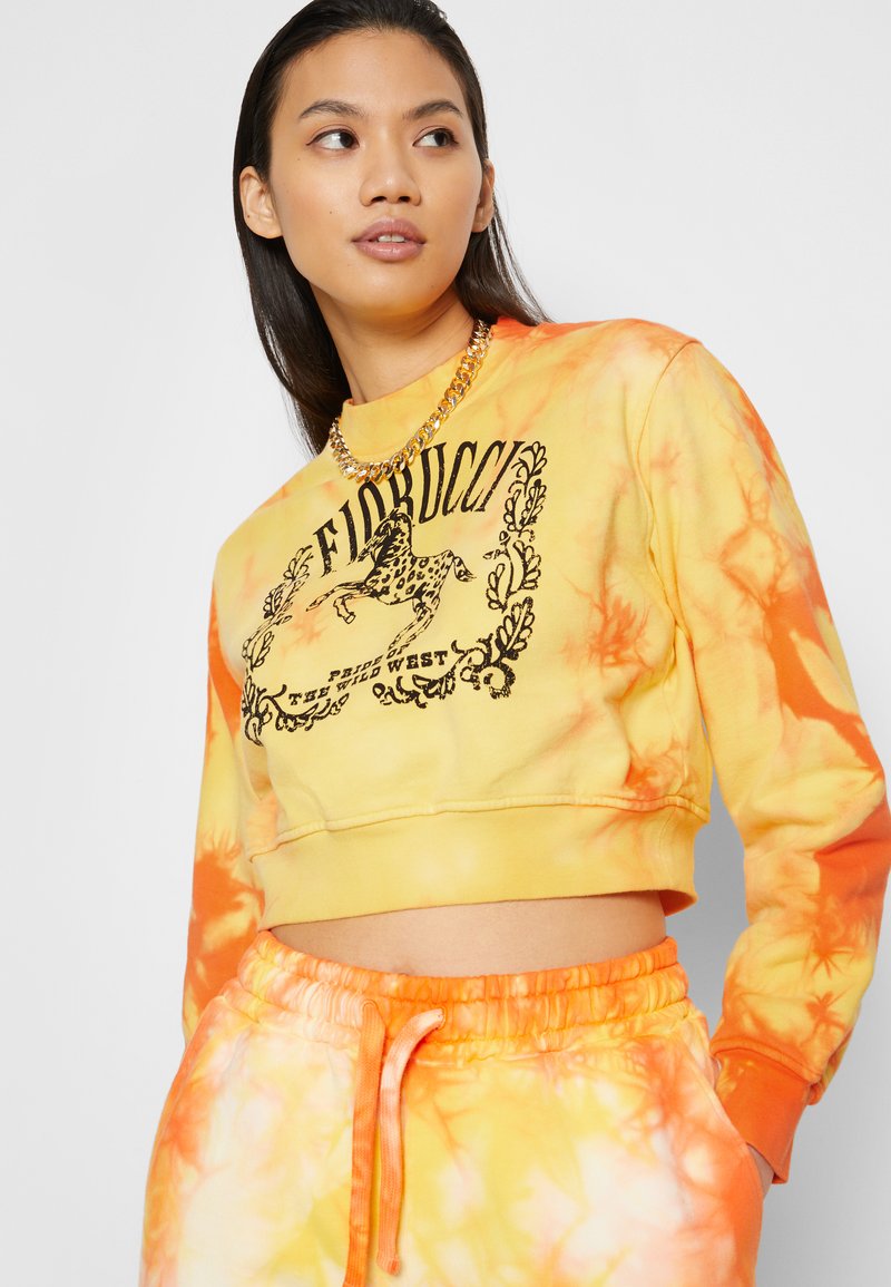 Damen Kleider | Fiorucci PRIDE OF THE WILD WEST CROP Sweatshirt multi/orange - MB73101 Damen Kleider | Fiorucci PRIDE OF THE WILD WEST CROP Sweatshirt multi/orange - MB73101
