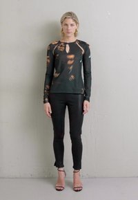 WOOD WOOD EMMA CUT OUT - Μπλούζα - black