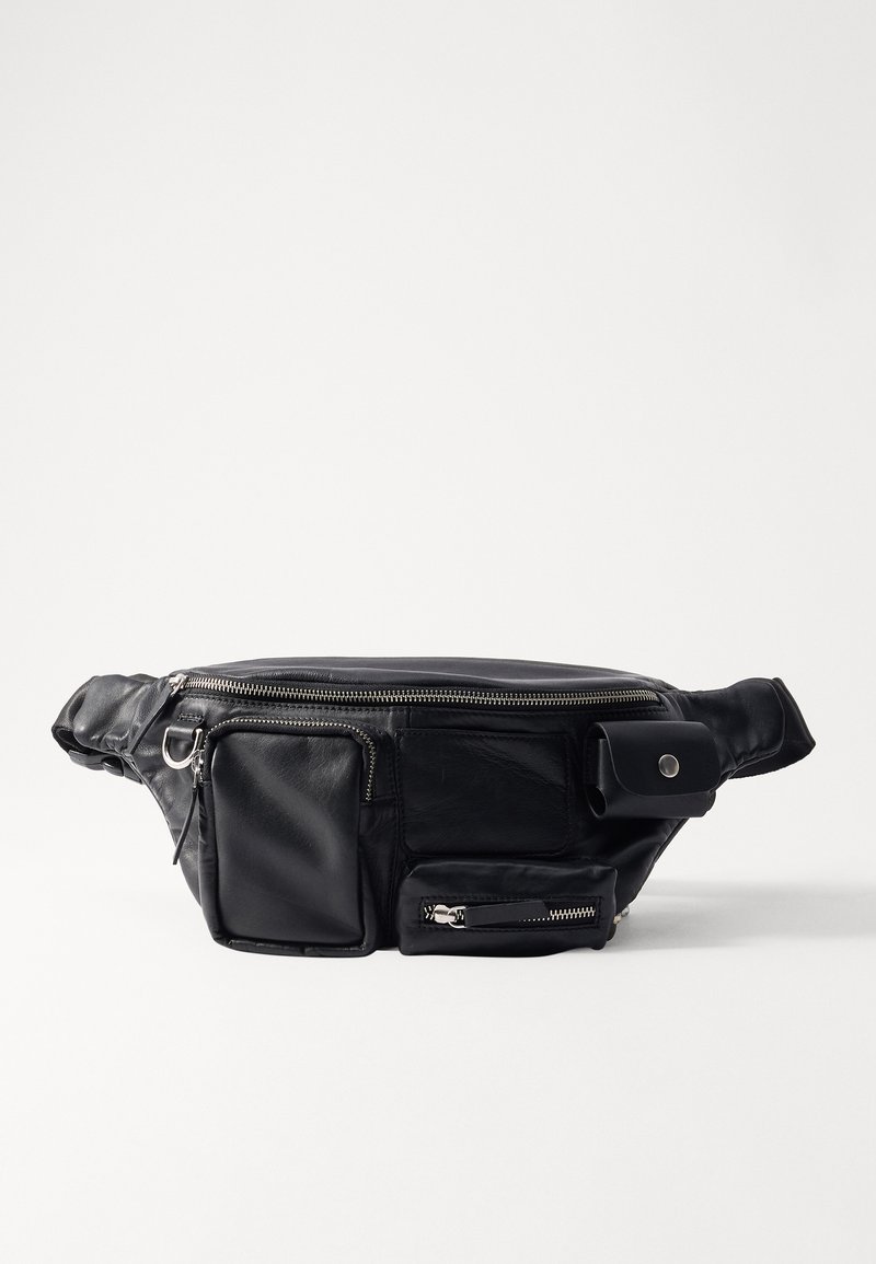 STUDIO ID BERLIN BAG MULTI-POCKET LEATHER BUM BAG UNISEX - Sac banane - black