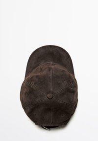 Brown suede baseball cap with a curved brim, six-panel design, and visible stitching details. Adjustable strap at the back.