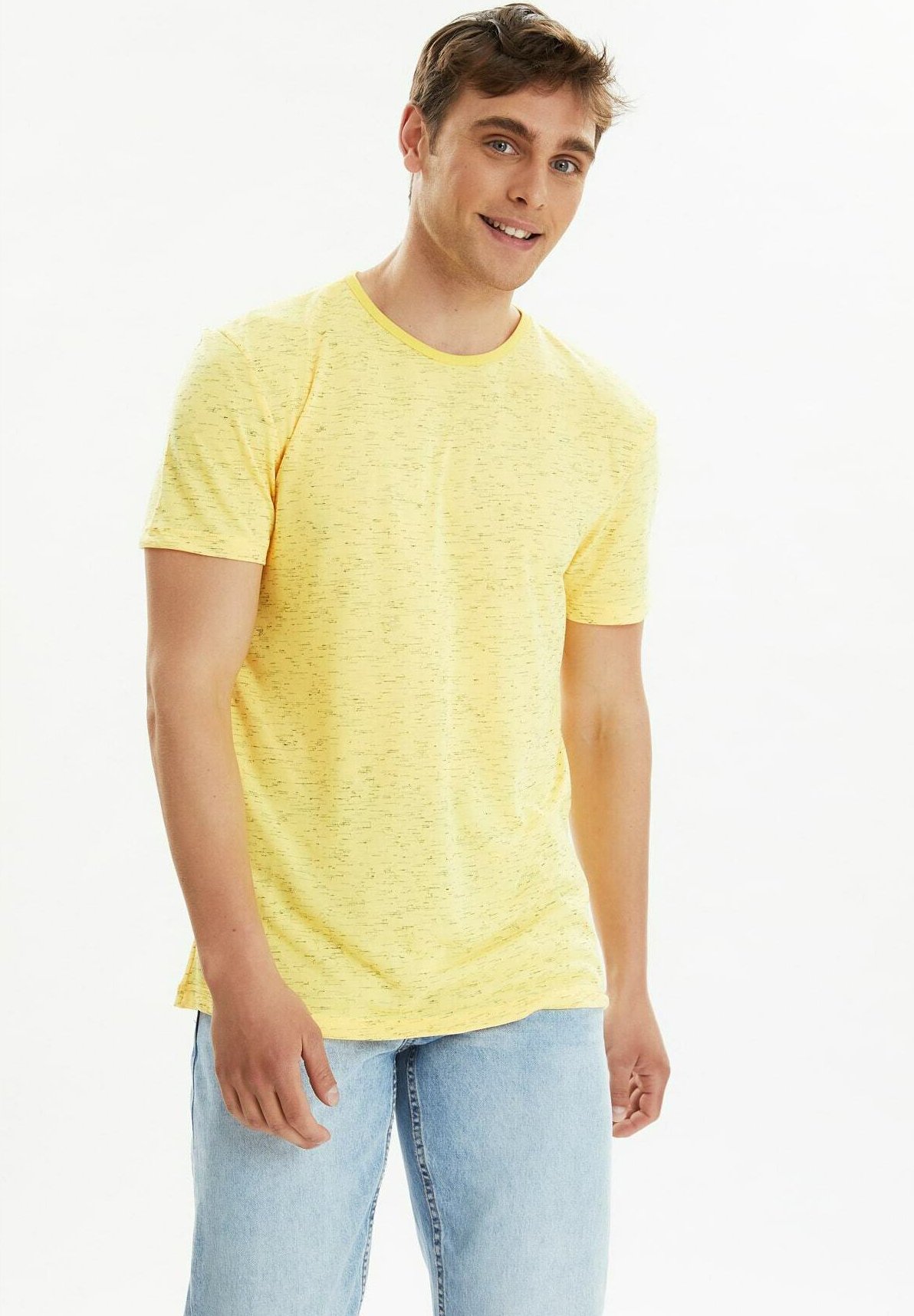 Trendyol T-shirt con stampa - yellow/giallo