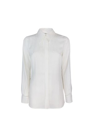 Camicia bianca a maniche lunghe con colletto button-down, caratterizzata da una texture liscia e un sottile motivo impressa sul tessuto.