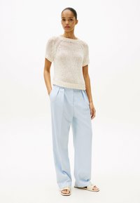 Tommy Hilfiger CORE RELAXED STRAIGHT - Pantaloni - breezy blue