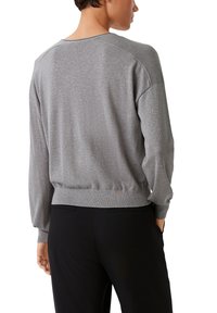 comma - Sweter