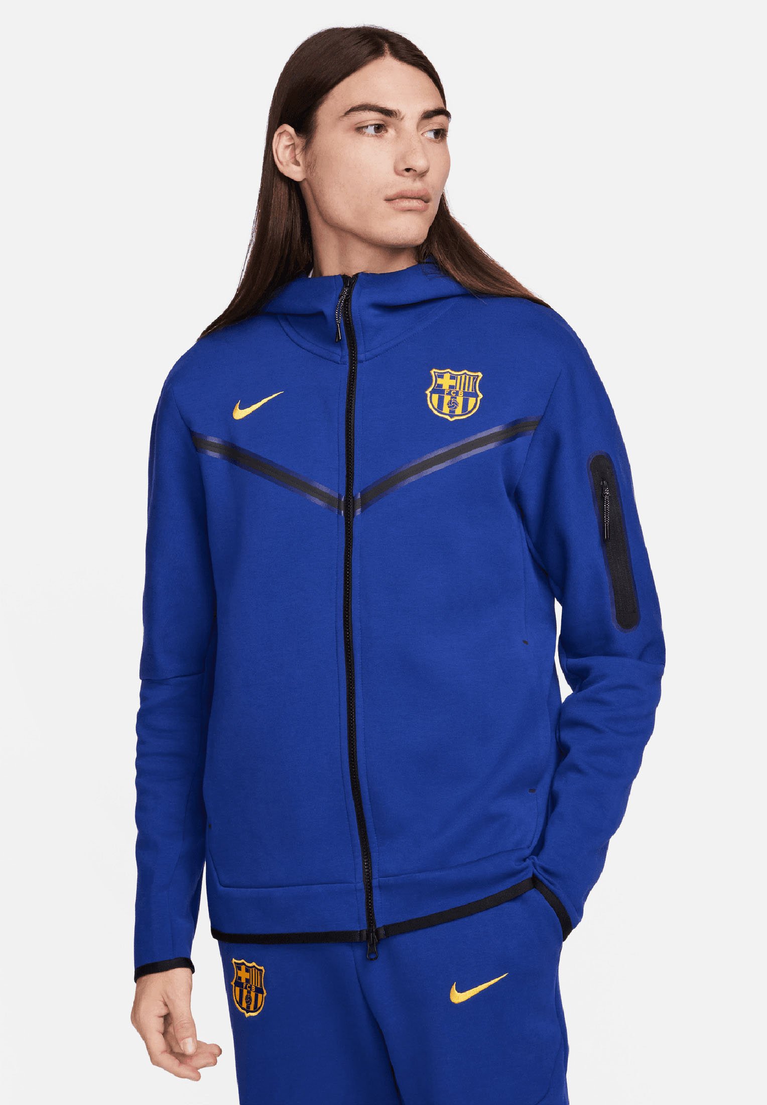 blue royal nike tech