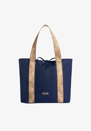 Borsa tote blu navy con manici beige a motivo mappa e piccolo chiusura a fiocco, con logo "TCLASSE" in oro sul davanti.