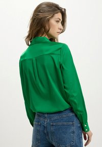 Calliope CLASSICA - Camicia - verde