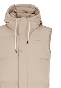 Gilet sans manches beige en duvet avec un col montant, des boutons à l'avant et une capuche à cordon. Présente un logo sur la poitrine et une texture matelassée.
