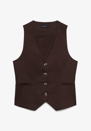 Veste sans manches marron foncé avec col en V, quatre boutons sur le devant et deux poches passepoilées horizontales sur les côtés avant.