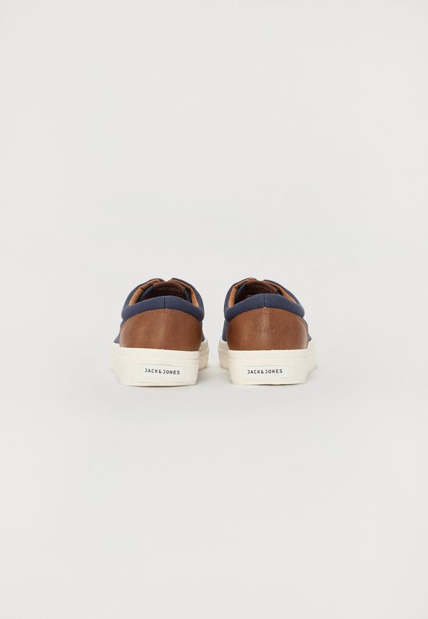 JFWISLINGTON - Trainers2