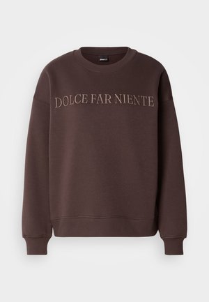 Rjav bombažni sweatshirt z ribastimi manšetami in robom. "DOLCE FAR NIENTE" je izvezena v svetlejši rjavi barvi spredaj.