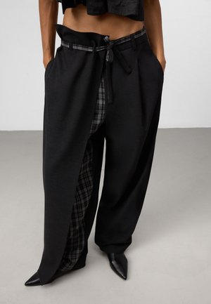 Pantaloni - grey black