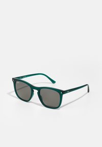 Unselected, transparent green/dark grey