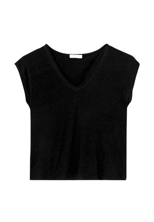 T-shirt noir à col en V fabriqué en tissu doux, avec des manches courtes, une coupe décontractée et des coutures fines le long de l'encolure.
