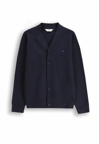 Granatowy kardigan z miękkiego materiału, z dekoltem w serek, sześcioma guzikami z przodu oraz prążkowanymi mankietami i dołem. Małe niebieskie logo na piersi.
