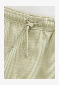 Non sélectionné, sage green