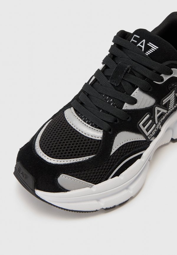 CRAVE UNISEX - Trainers3