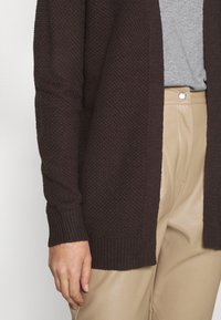 Vero Moda Kofta - dark brown