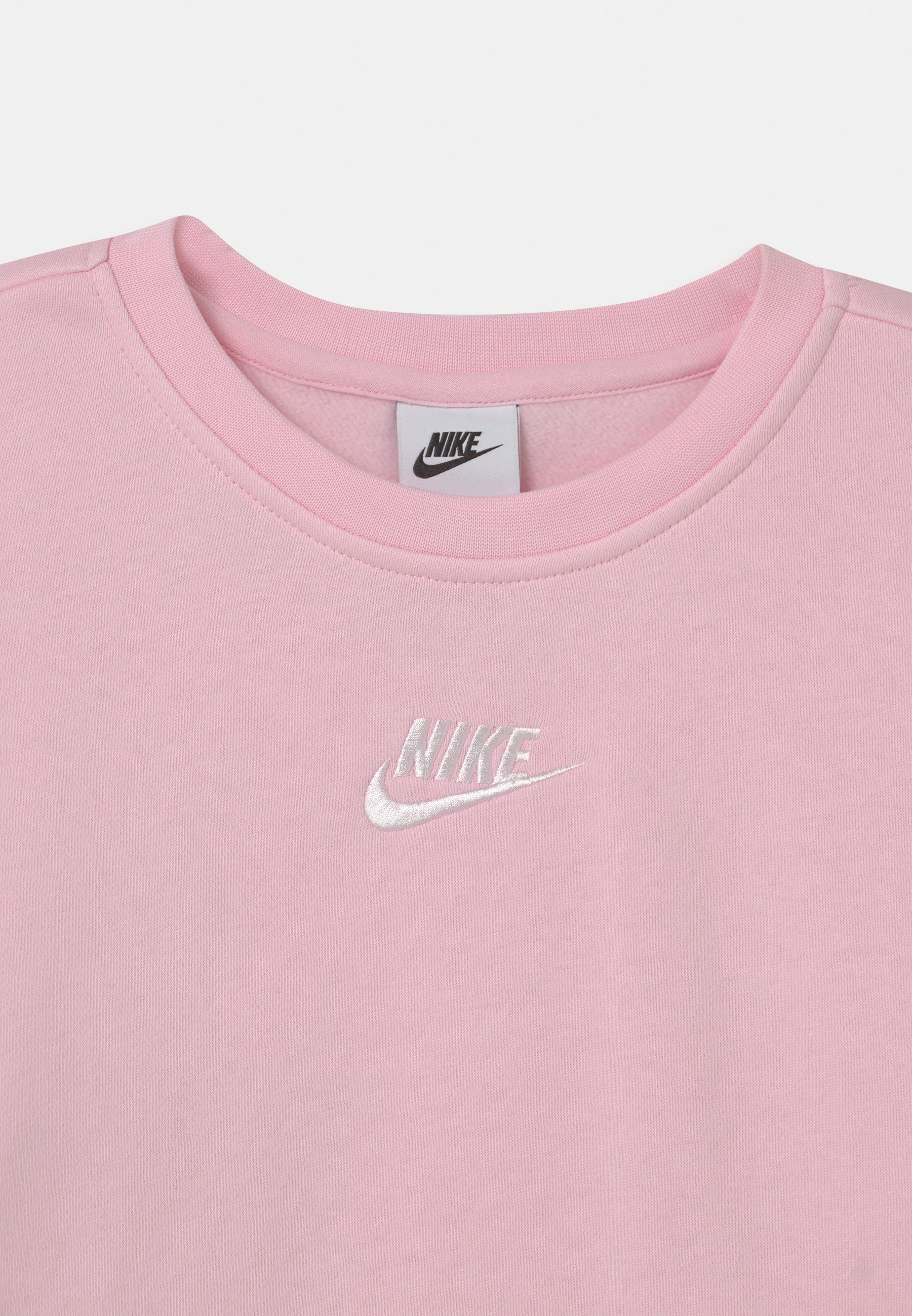 nike club crewneck sweatshirt in pink