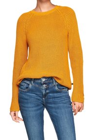 QS Sweter