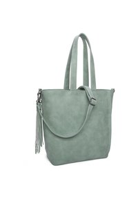Jasnozielona torebka tote z ekoskóry z podwójnymi uchwytami, regulowanym paskiem na ramię oraz frędzlami po boku. Gładka tekstura, prostokątny kształt.