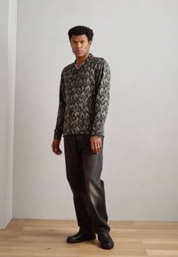 Lindbergh LEAF SHIRT - Srajca - olive