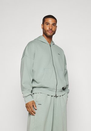 ICON WASH - Zip-up sweatshirt - silica green/white