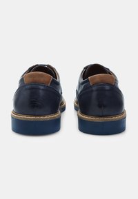 Bata Pantofi eleganți cu șireturi - blu