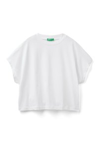 T-shirt bianca a maniche corte e taglio cropped, realizzata in morbido cotone. Presenta una scollatura rotonda e un'etichetta verde sul colletto.