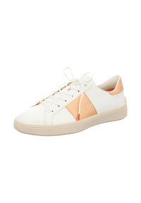 Weiße Sneaker mit strukturiertem, bräunlichem Akzent, Schnürdesign, kontrastierenden roten Details, gepolstertem Schaft und Gummisohle.