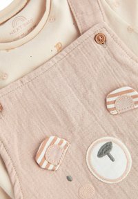 Next SET - REGULAR FIT - Glaustinukė - neutral bear