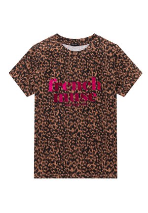 T-shirt con stampa leopardata in marrone e beige, con maniche corte. Presenta un testo in gloss color fucsia "french muse" al centro. Tessuto misto cotone.