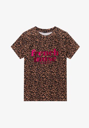T-shirt con stampa leopardata in marrone e beige, con maniche corte. Presenta un testo in gloss color fucsia "french muse" al centro. Tessuto misto cotone.