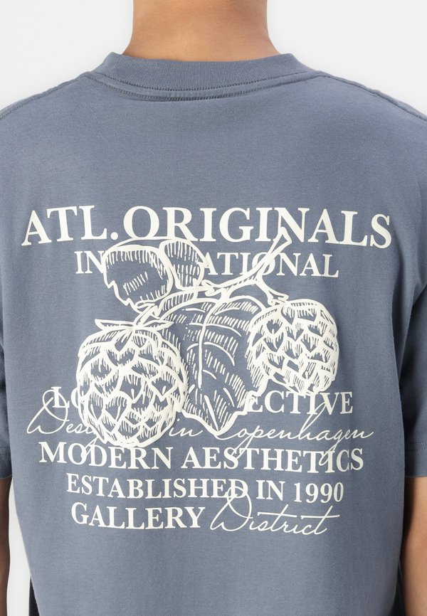 JORISLINGTON TYPE GRAPHIC BACK TEE - Print T-shirt - stormy weather2