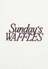 Nedělní WAFFLE v tučném černém serifovém písmu na jednoduchém bílém pozadí.