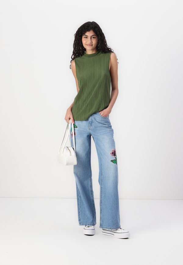 VMCIRA - Blouse - cypress2