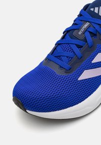 adidas Performance RESPONSE - Hardloopschoenen voor op de weg - lucid blue/bliss lilac/dark blue