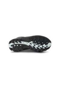 Semelle de chaussure de randonnée robuste noire et bleu clair avec des crampons profonds et un motif d'adhérence multidirectionnel conçu pour la traction en extérieur.