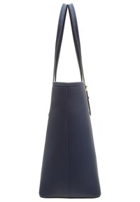 Borsa a tracolla blu navy con forma triangolare, texture liscia e doppi manici, caratterizzata da un delicato dettaglio di cucitura e senza hardware visibile.