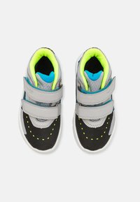 Superfit KICKS wielokolorowy