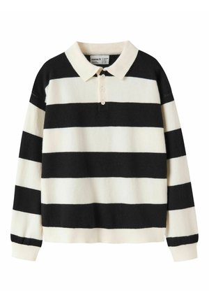 - Koszulka polo